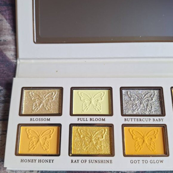 🦋 P.Louise “You Give Me Butterflies” Palette — Brand New - Picture 3 of 8